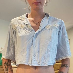 Gorgeous Urban Outfitters top